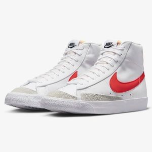 Nike Blazer Mid '77 Vintage Men’s Size 8.5 Women’s Size 10